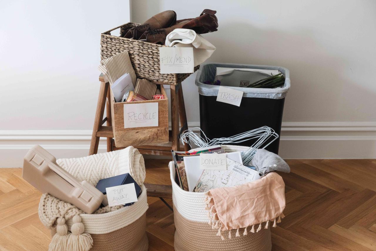 How to Declutter Your Home: 6 Best Room-by-Room Methods How to Declutter Your Home: 6 Best Room-by-Room Methods