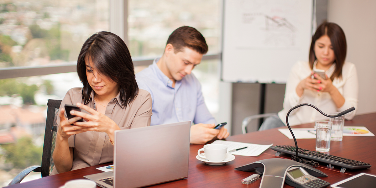 Overcoming Digital Distractions – THIRTEEN THOUGHTS Overcoming Digital Distractions – THIRTEEN THOUGHTS